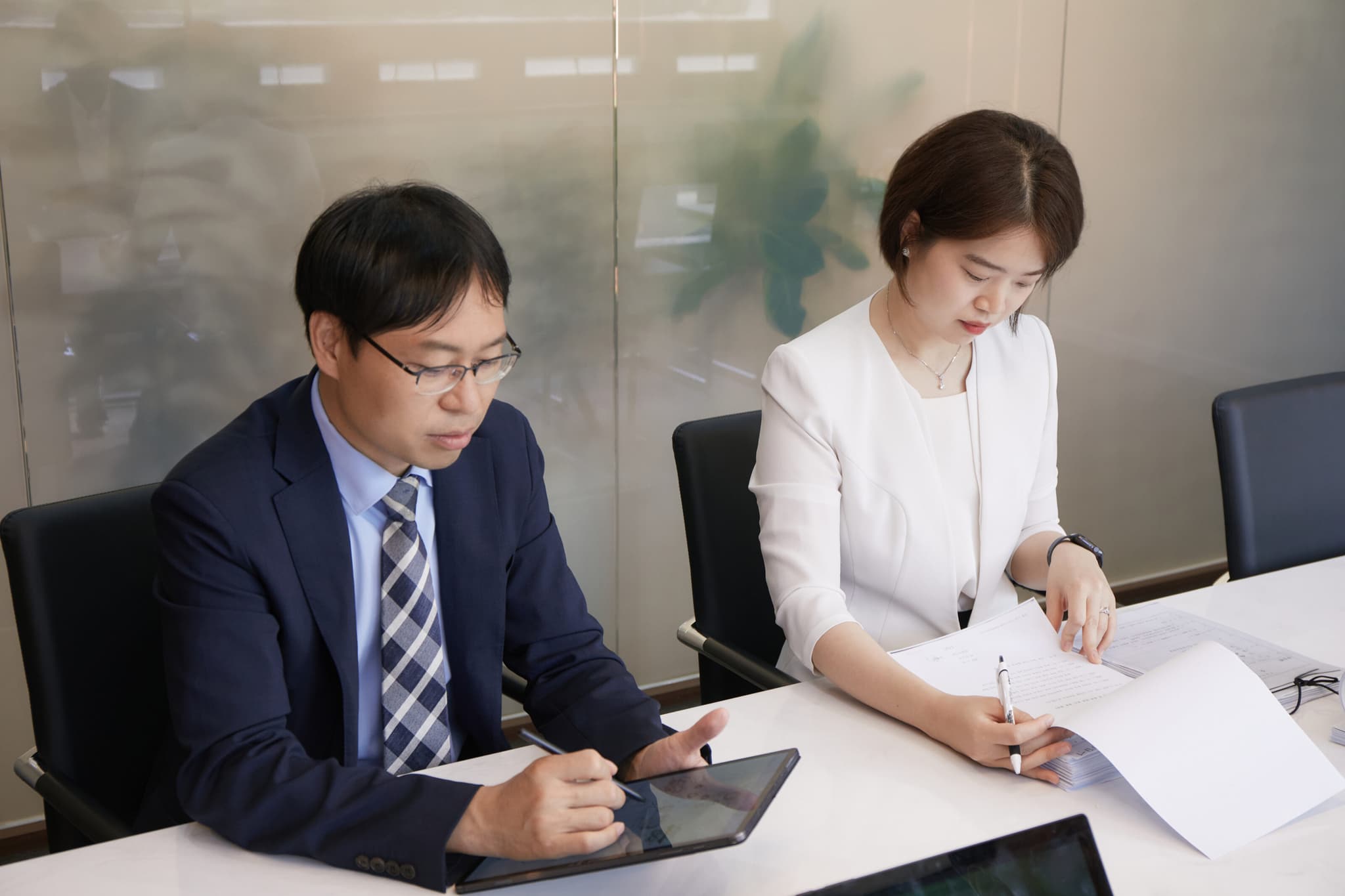 어떤 변호사를 선임해야 할까? | 신뢰할 수 있는 변호사 찾는 5가지 기준